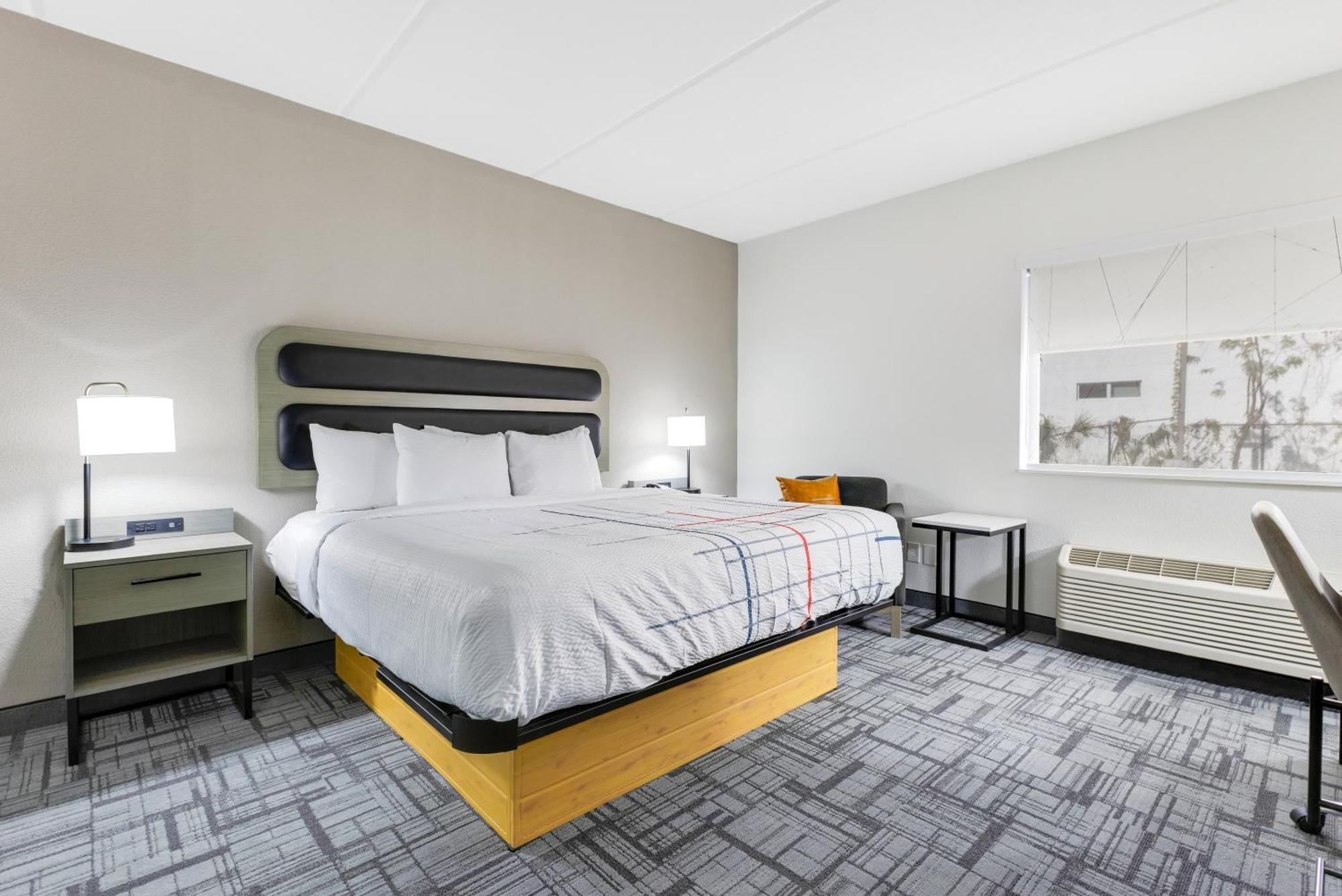 La Quinta Inn & Suites By Wyndham Jacksonville Mandarin מראה חיצוני תמונה