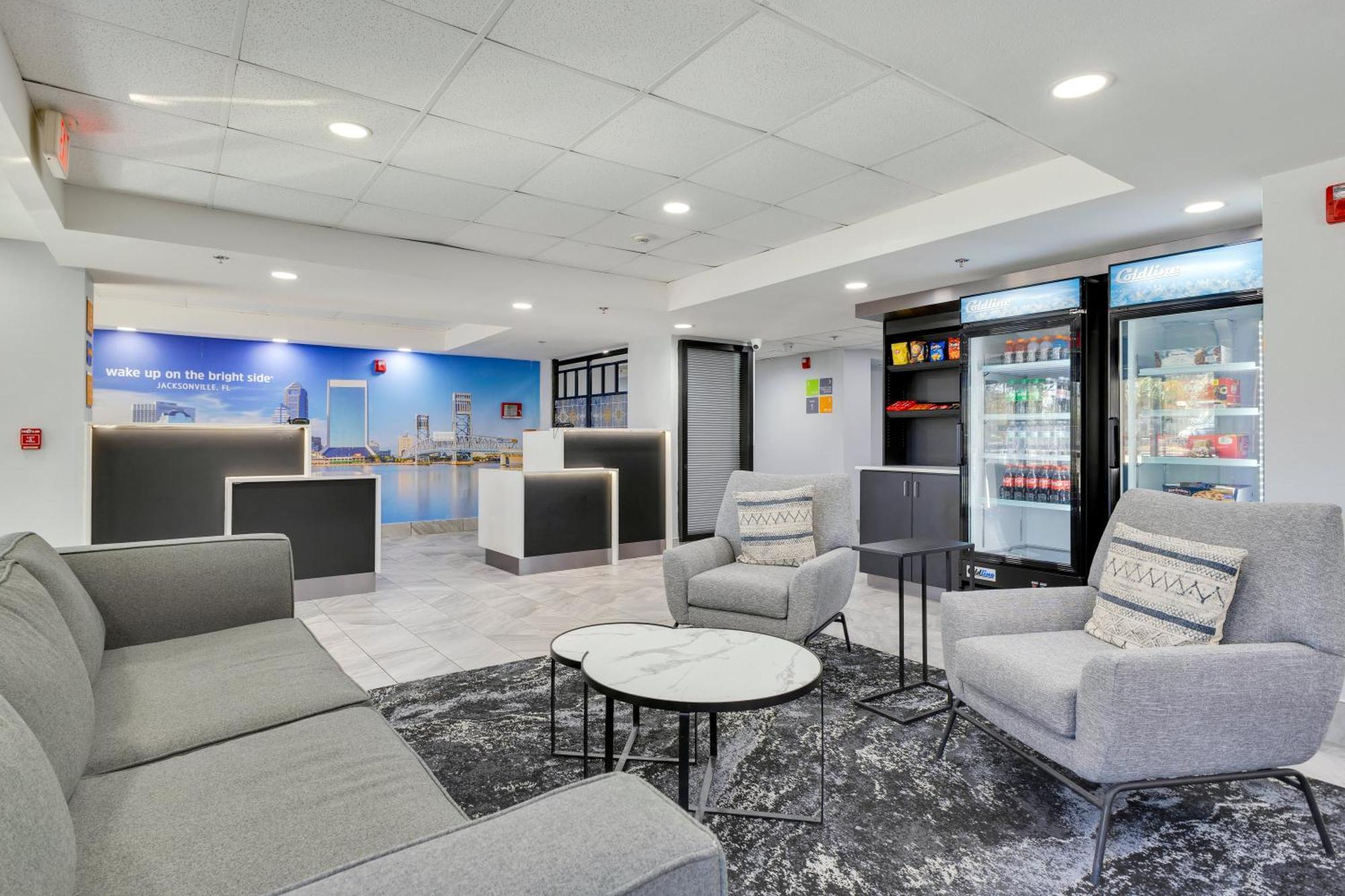 La Quinta Inn & Suites By Wyndham Jacksonville Mandarin מראה חיצוני תמונה