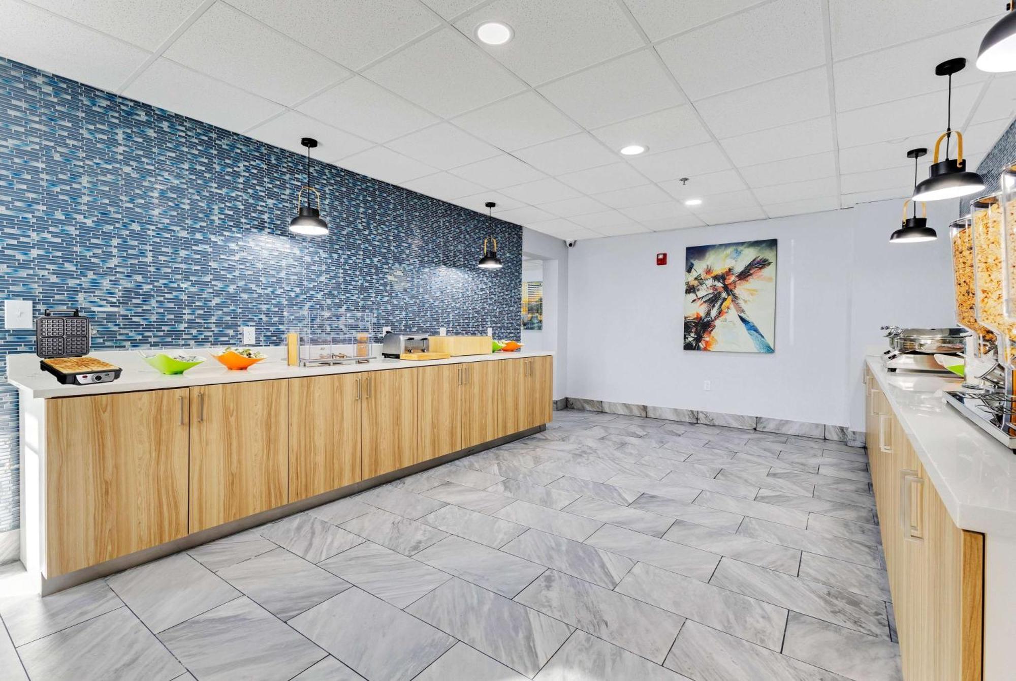 La Quinta Inn & Suites By Wyndham Jacksonville Mandarin מראה חיצוני תמונה